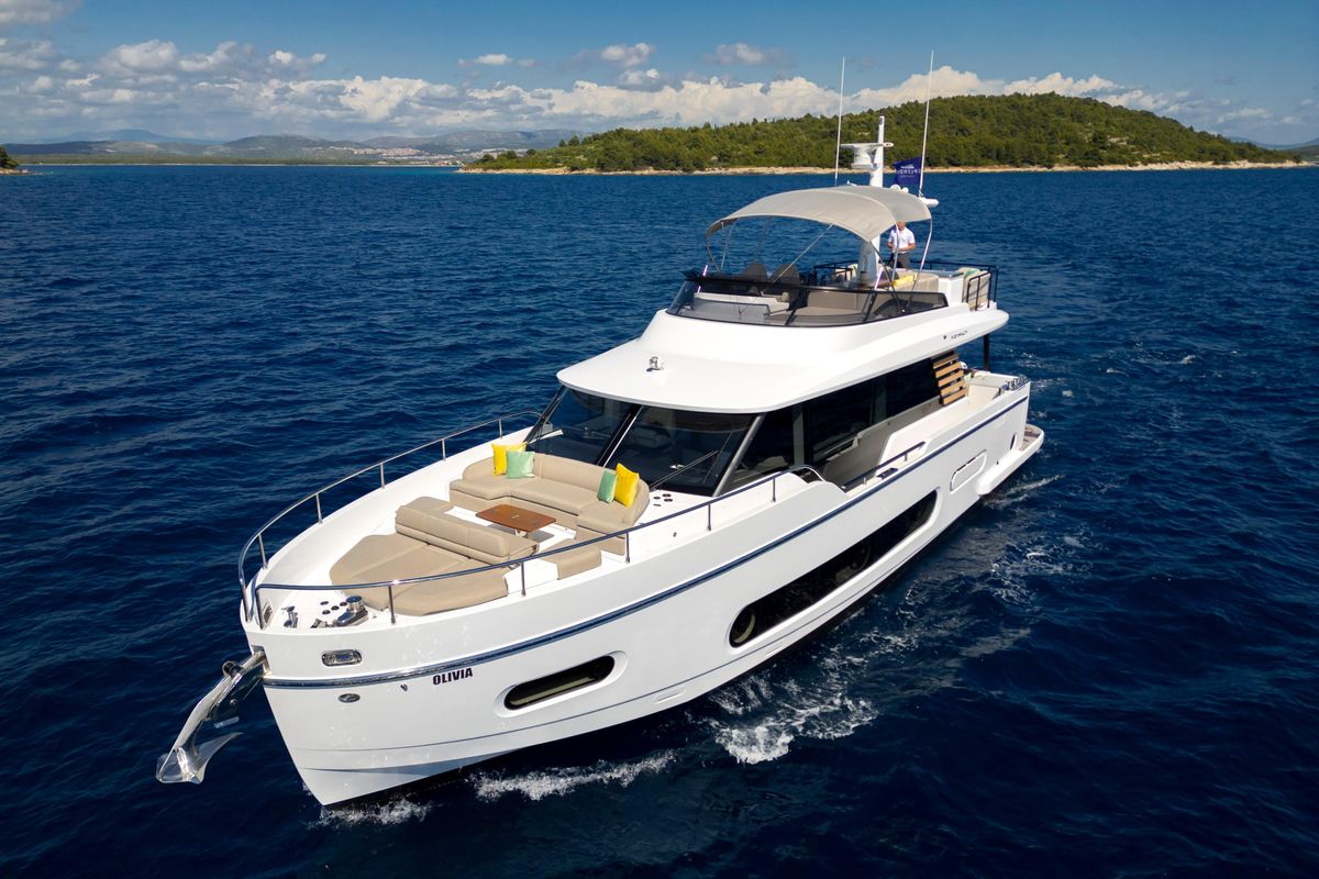 2025 Azimut 60 