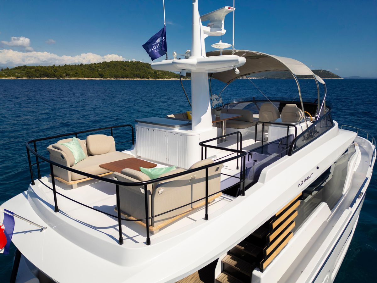 2025 Azimut 60 