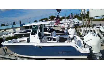 Blackfin 252 CC