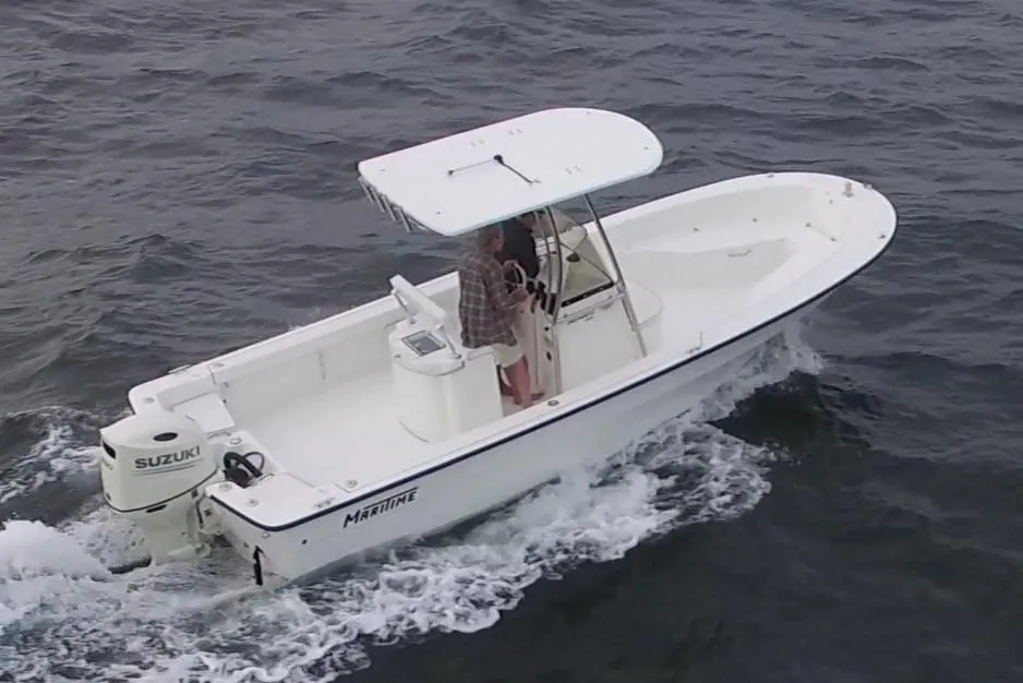 2026 Maritime 233 Defiant Photo