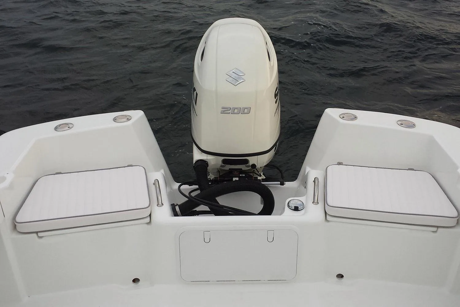 2026 Maritime 233 Defiant Photo