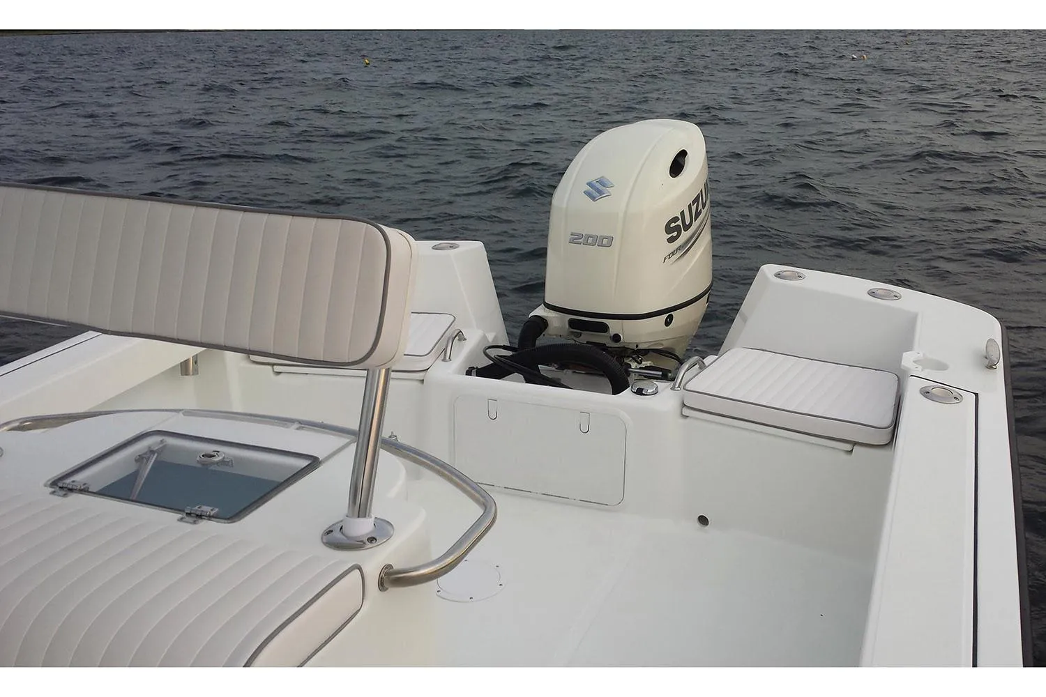 2026 Maritime 233 Defiant Photo