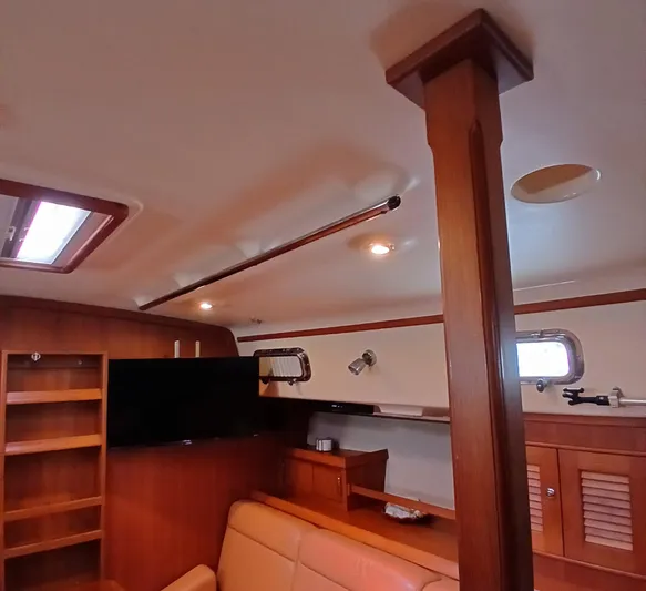 Nowhere To Be Yacht Photos Pics 