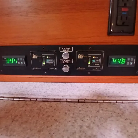 Nowhere To Be Yacht Photos Pics 