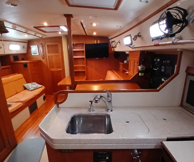 Nowhere To Be Yacht Photos Pics 