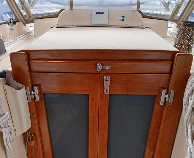 Nowhere To Be Yacht Photos Pics 