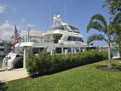 Yacht