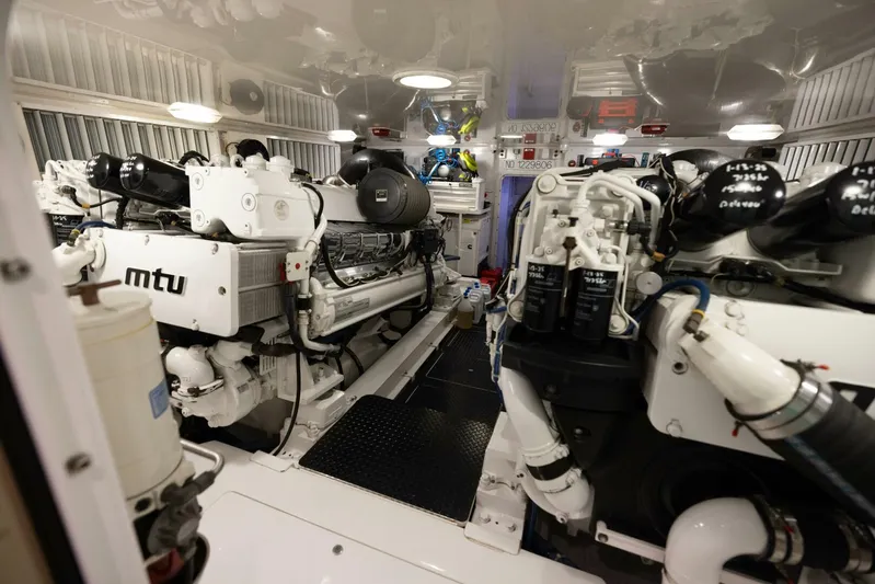 Mighty Mouse Yacht Photos Pics 