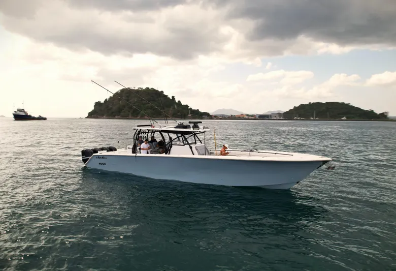 Huge Yacht Photos Pics 