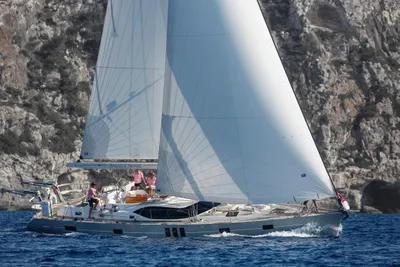 Oyster 575