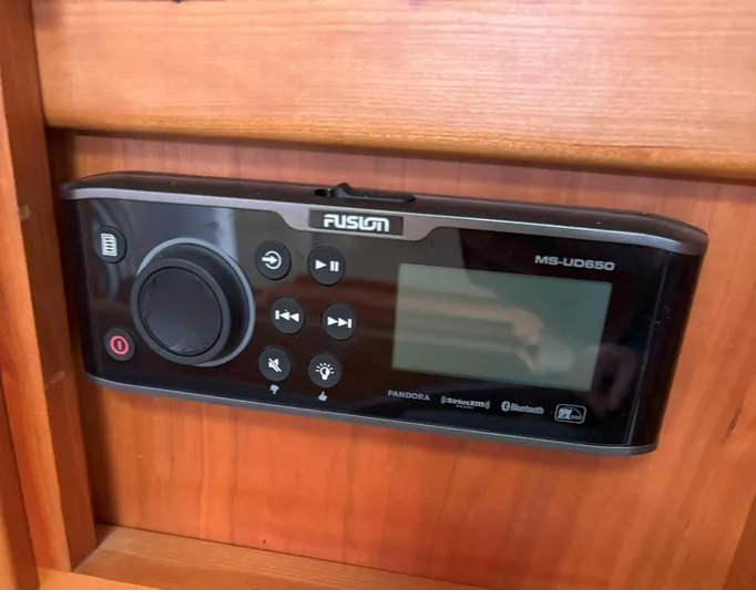Side Aye Yacht Photos Pics Fusion MS-UD650 stereo system installed on a Tartan 3400, 2009 model.
