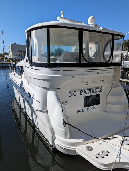 2005 Sea Ray 390 Motor Yacht