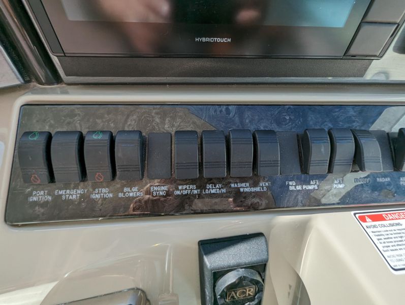 2005 Sea Ray 390 Motor Yacht