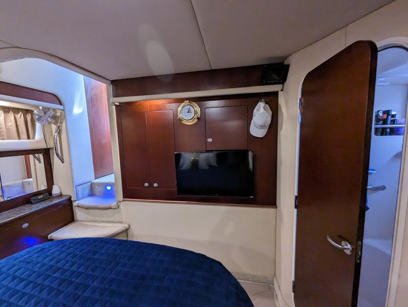 2005 Sea Ray 390 Motor Yacht