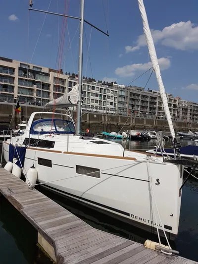 Ma Liberté Yacht Photos Pics 