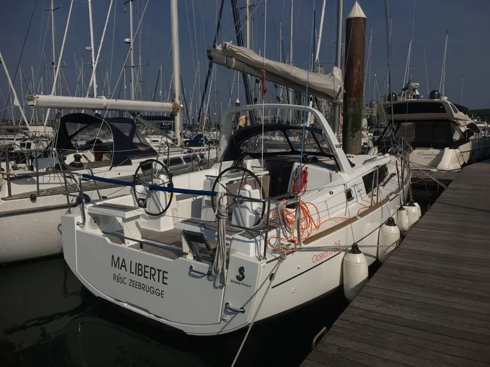 Ma Liberté Yacht Photos Pics 