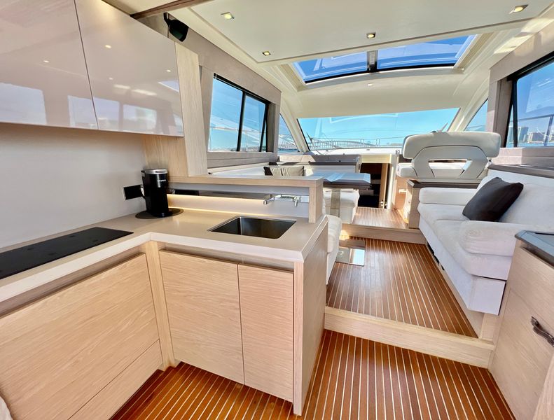 2017 Beneteau Monte Carlo 5S