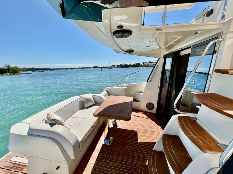 2017 Beneteau Monte Carlo 5S