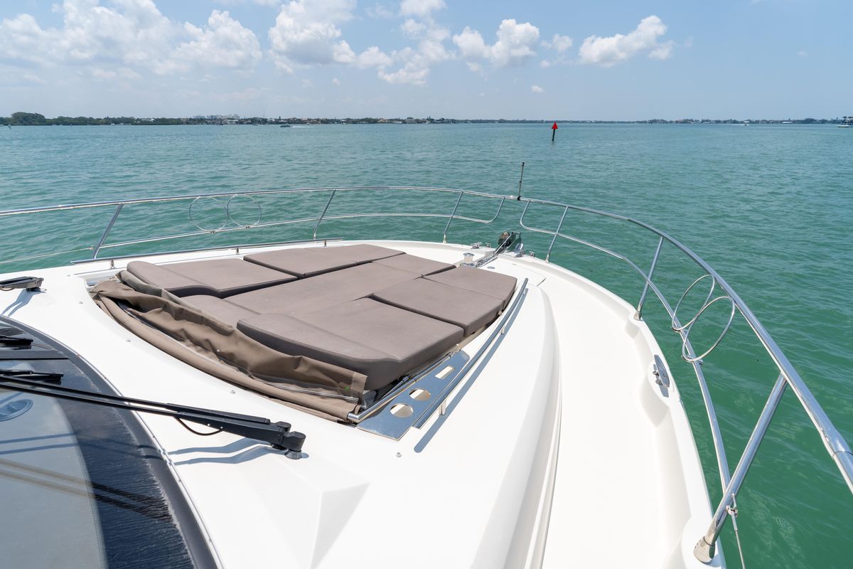 2019 Prestige 52 