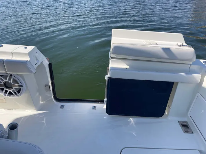 Hammertime Yacht Photos Pics 