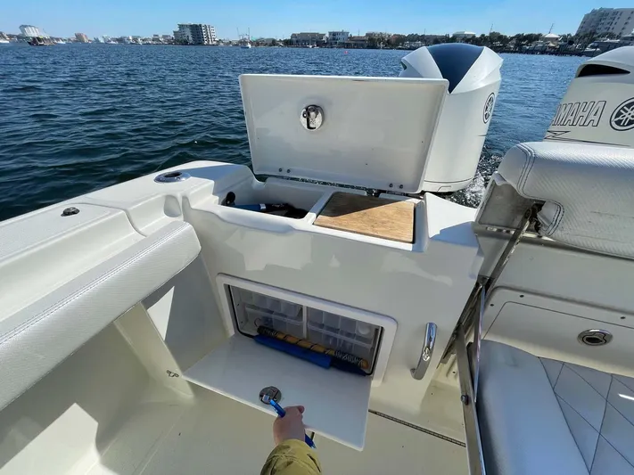 Hammertime Yacht Photos Pics 