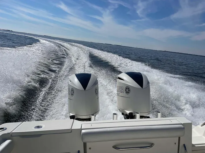 Hammertime Yacht Photos Pics 