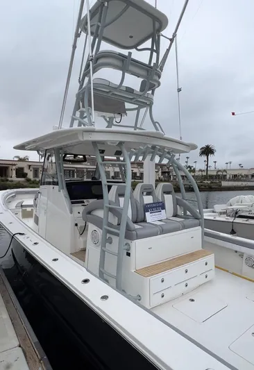 Risky Limits Yacht Photos Pics 