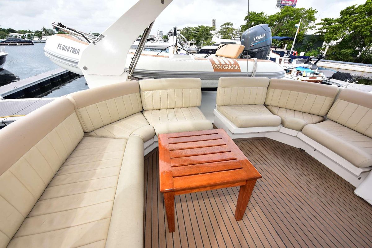 2004 Navigator 57 