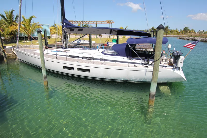 Tomfoolery Yacht Photos Pics 