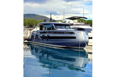 2026 Invictus ST 550