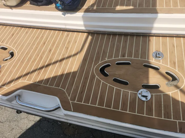  Yacht Photos Pics Teak deck of 2013 Sea Ray 370 Sundancer boat with stainless steel fittings.