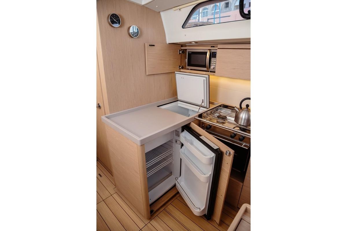 2018 Beneteau 52 