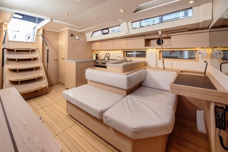 2018 Beneteau 52 