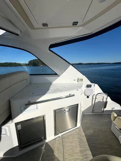  Yacht Photos Pics 2019 Regal 35 Sport Coupe - Image 16