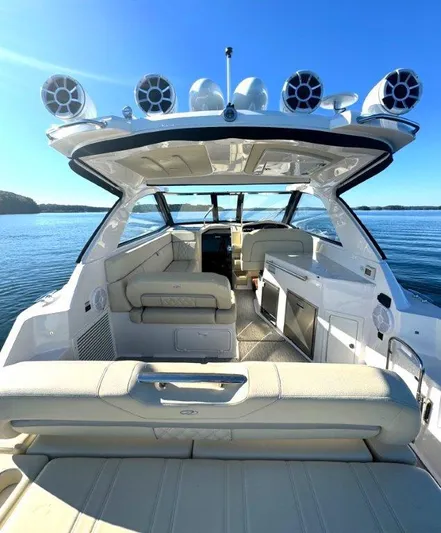  Yacht Photos Pics 2019 Regal 35 Sport Coupe - Image 10