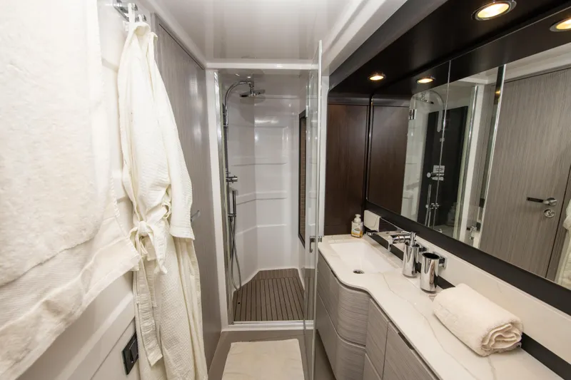 777 Yacht Photos Pics 