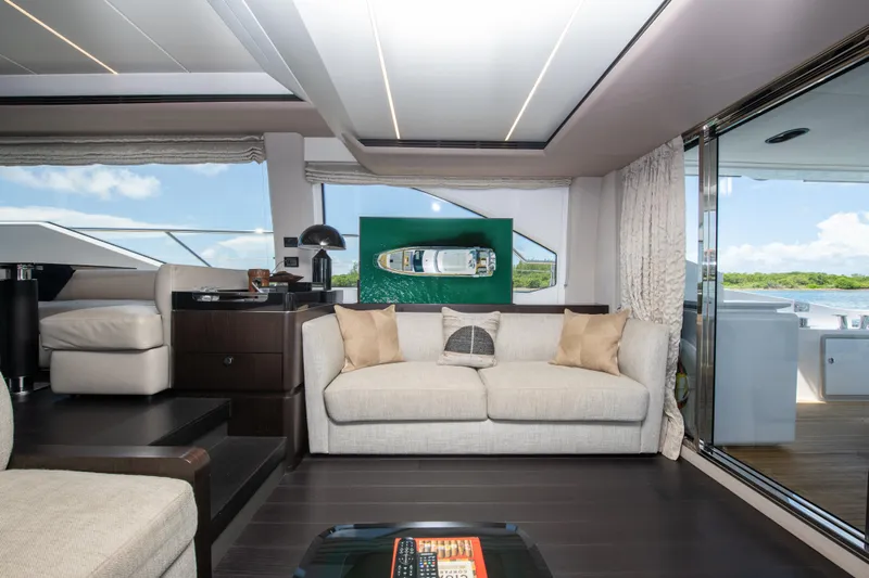 777 Yacht Photos Pics 