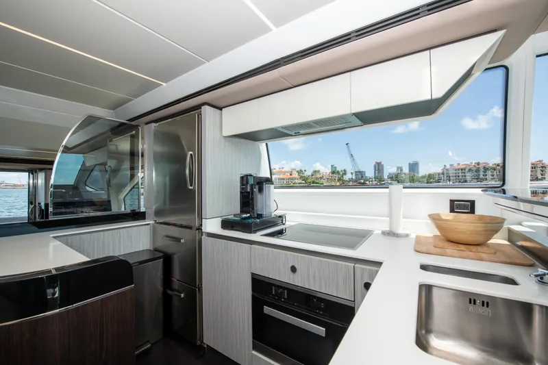 777 Yacht Photos Pics 