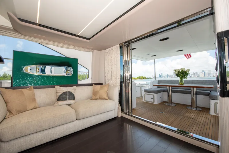 777 Yacht Photos Pics 