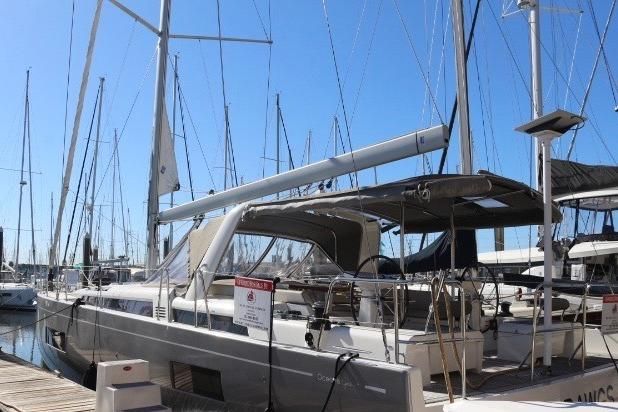 2021 Beneteau 54 