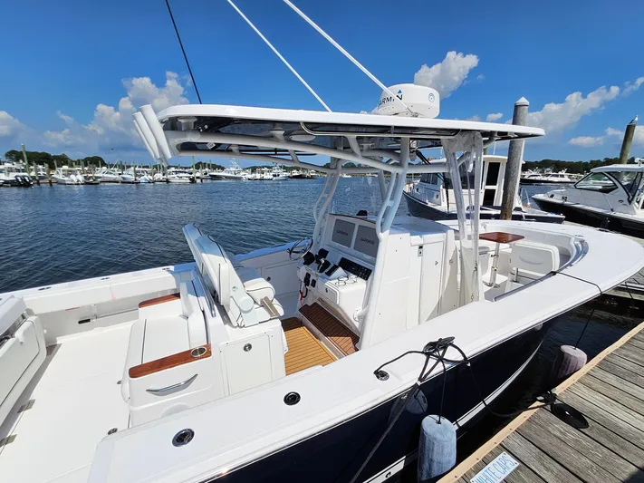 White Caps Yacht Photos Pics 