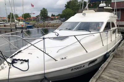 1997 Sealine F330