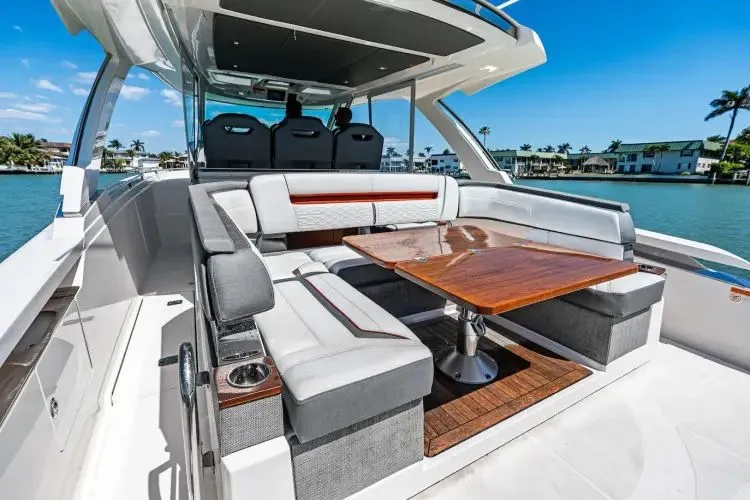 Lunasea Yacht Photos Pics 2018 Tiara Sport Ls - Image 42