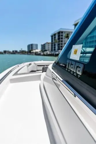 Lunasea Yacht Photos Pics 2018 Tiara Sport Ls - Image 37