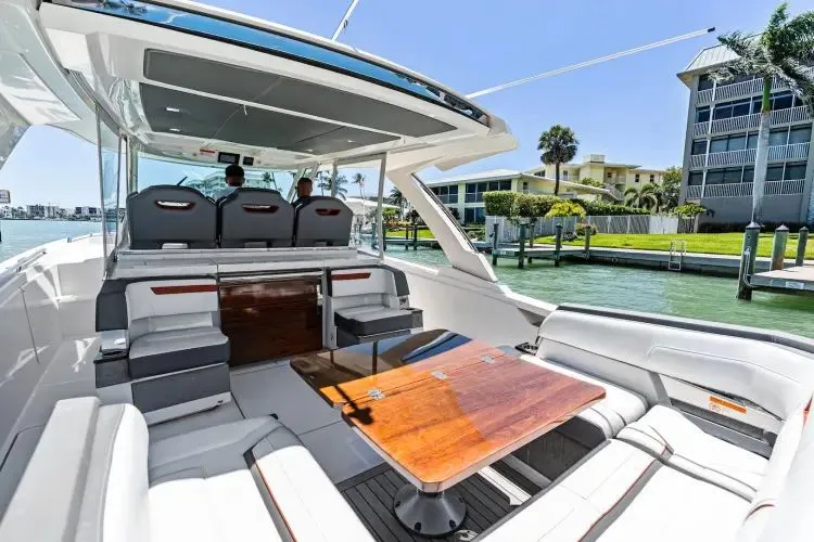 Lunasea Yacht Photos Pics 2018 Tiara Sport Ls - Image 36