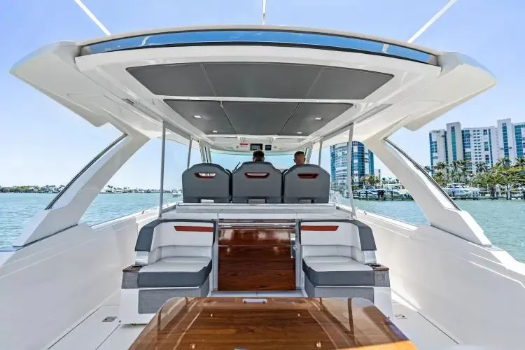 Lunasea Yacht Photos Pics 2018 Tiara Sport Ls - Image 35