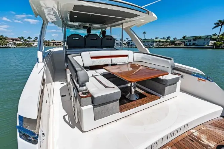 Lunasea Yacht Photos Pics 2018 Tiara Sport Ls - Image 41