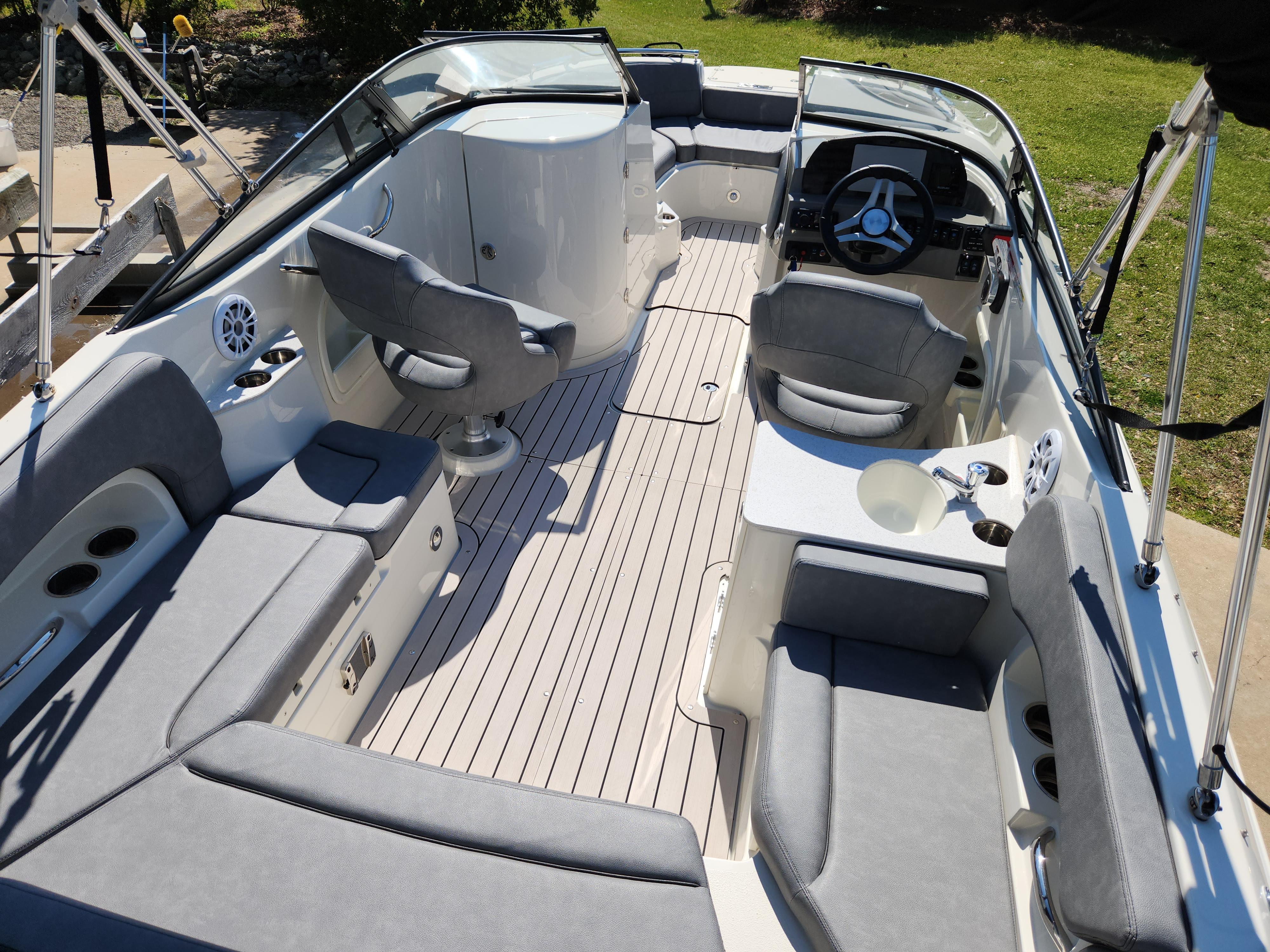 2021 Stingray 231 DC Dual Console for sale - YachtWorld