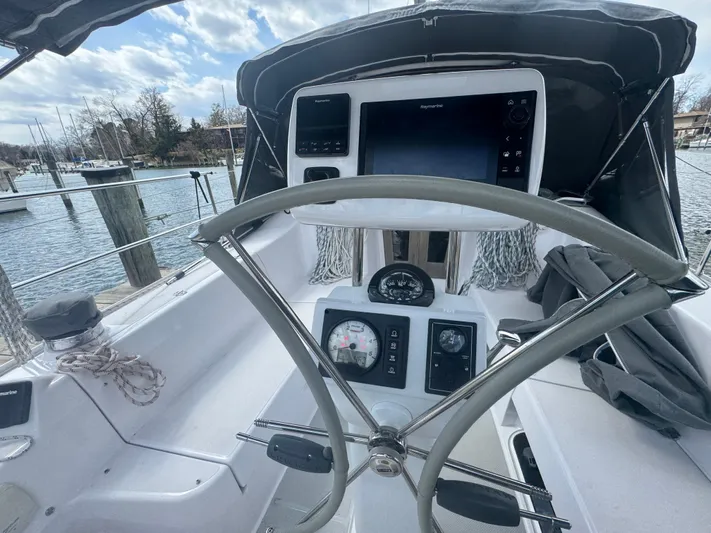 Como Fue Yacht Photos Pics 