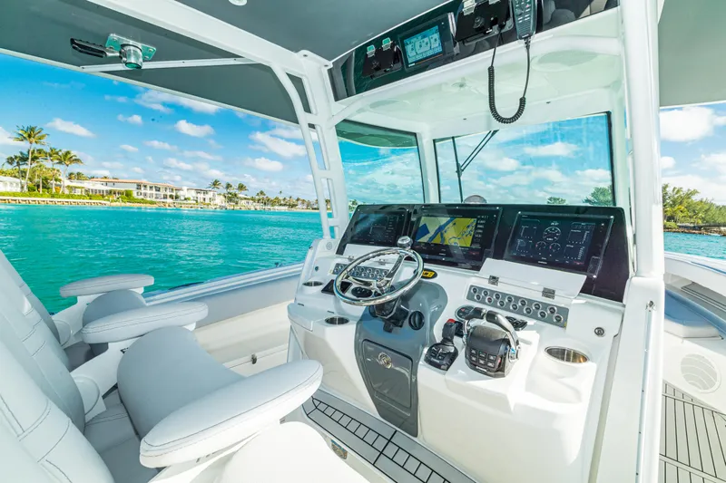 42aon19 Yacht Photos Pics 